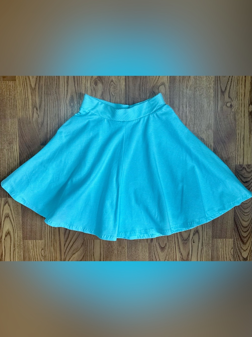 ❤️ NWT SO Women’s XS Light Aqua Blue White Striped Circle Skater Skirt (B17)